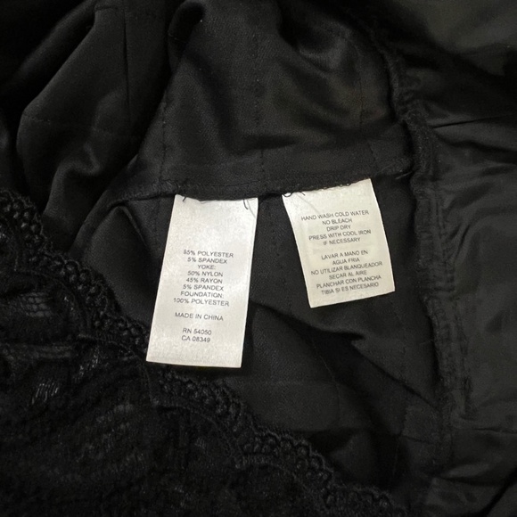 JONES WEAR Black Lace Tiered Dress/Size 4 - Picture 11 of 14